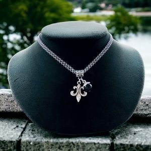 Stainless steel double chain fleurde lis & onyx